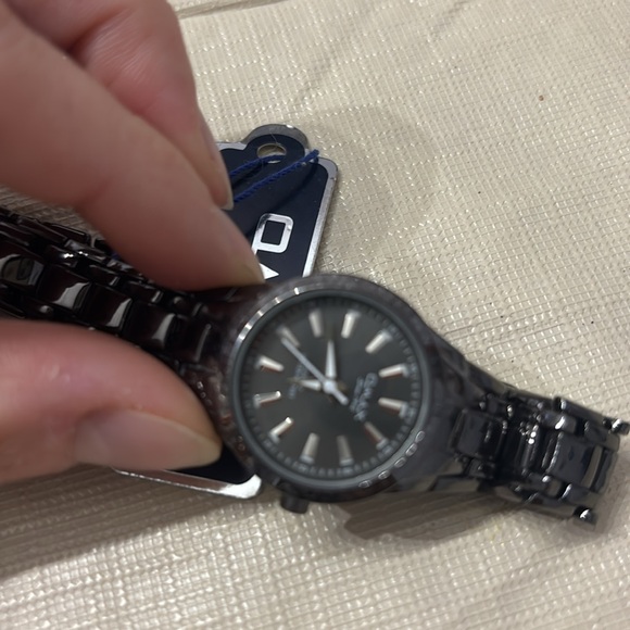 Watch - Picture 4 of 4